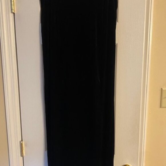R&K Evening Black Velvet High front Slit Stretch Formal Long Maxi Skirt Size 12 - Picture 3 of 7
